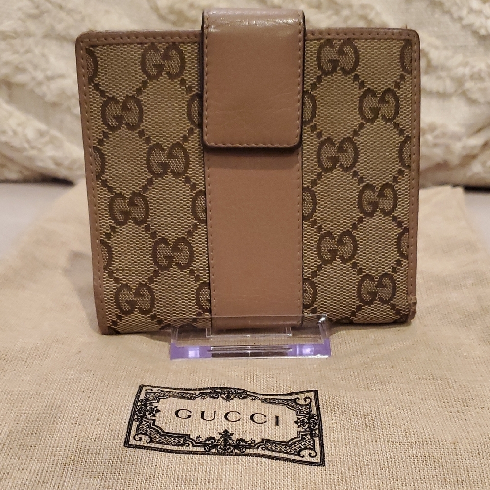 Gucci Brown and Tan Wallet - Picture 5 of 17